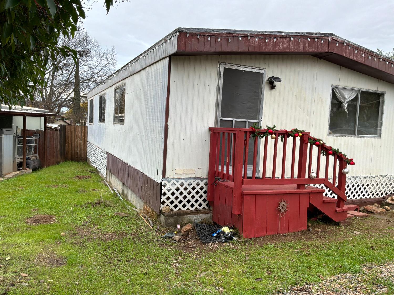 993 Iroquois Cir, Copperopolis, CA 95228