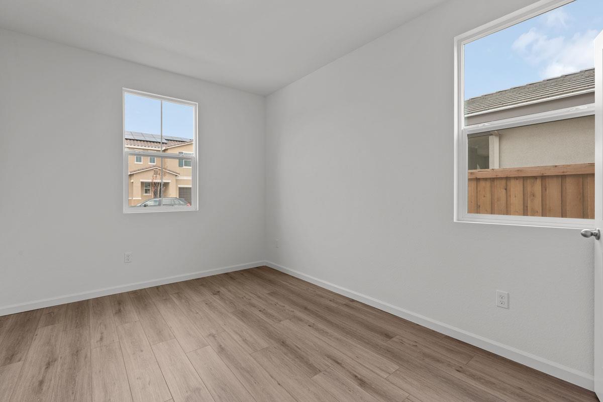 2466 Cortese St, Manteca, CA 95337