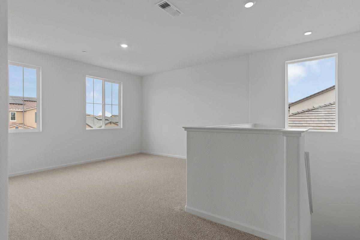 2466 Cortese St, Manteca, CA 95337