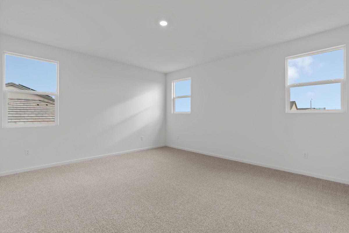 2466 Cortese St, Manteca, CA 95337