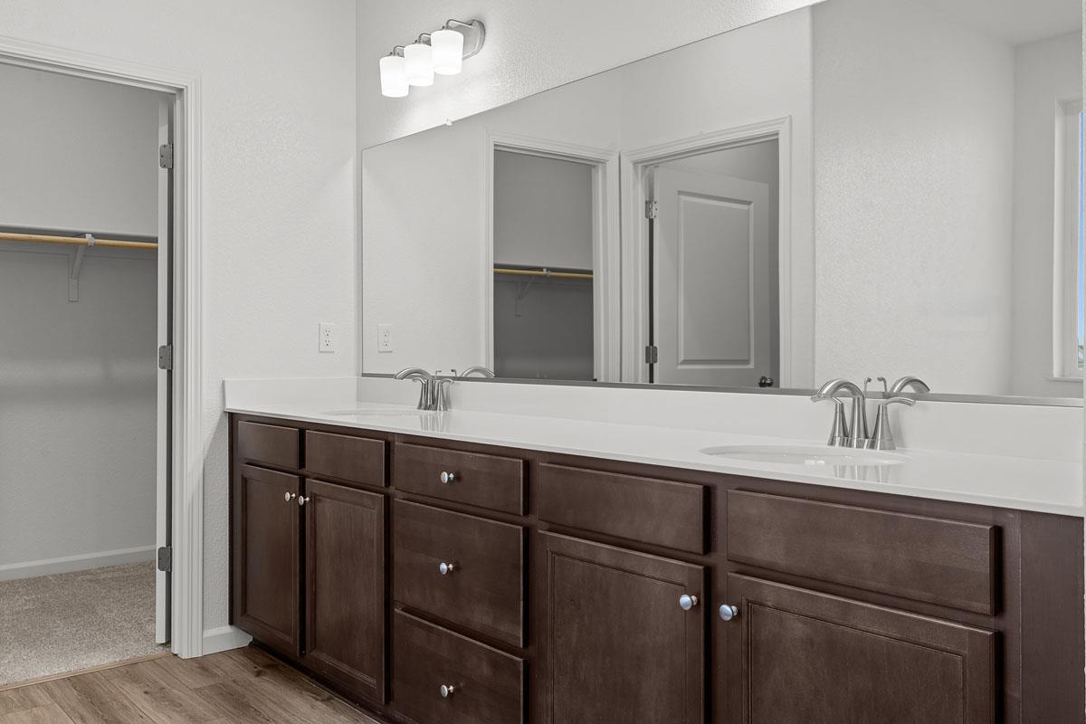 2466 Cortese St, Manteca, CA 95337