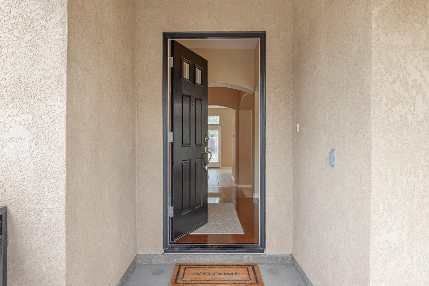 1823 Piedmont Dr, Manteca, CA 95336