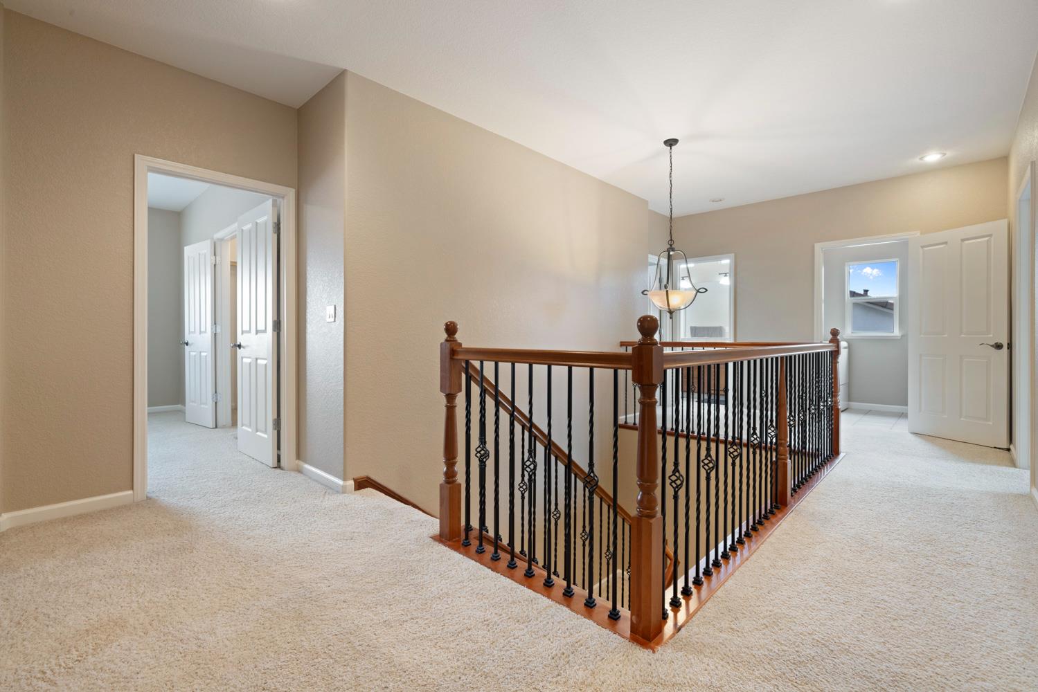 1823 Piedmont Dr, Manteca, CA 95336