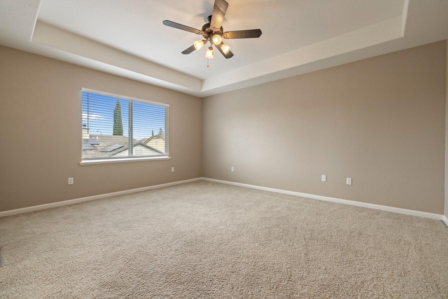 1823 Piedmont Dr, Manteca, CA 95336