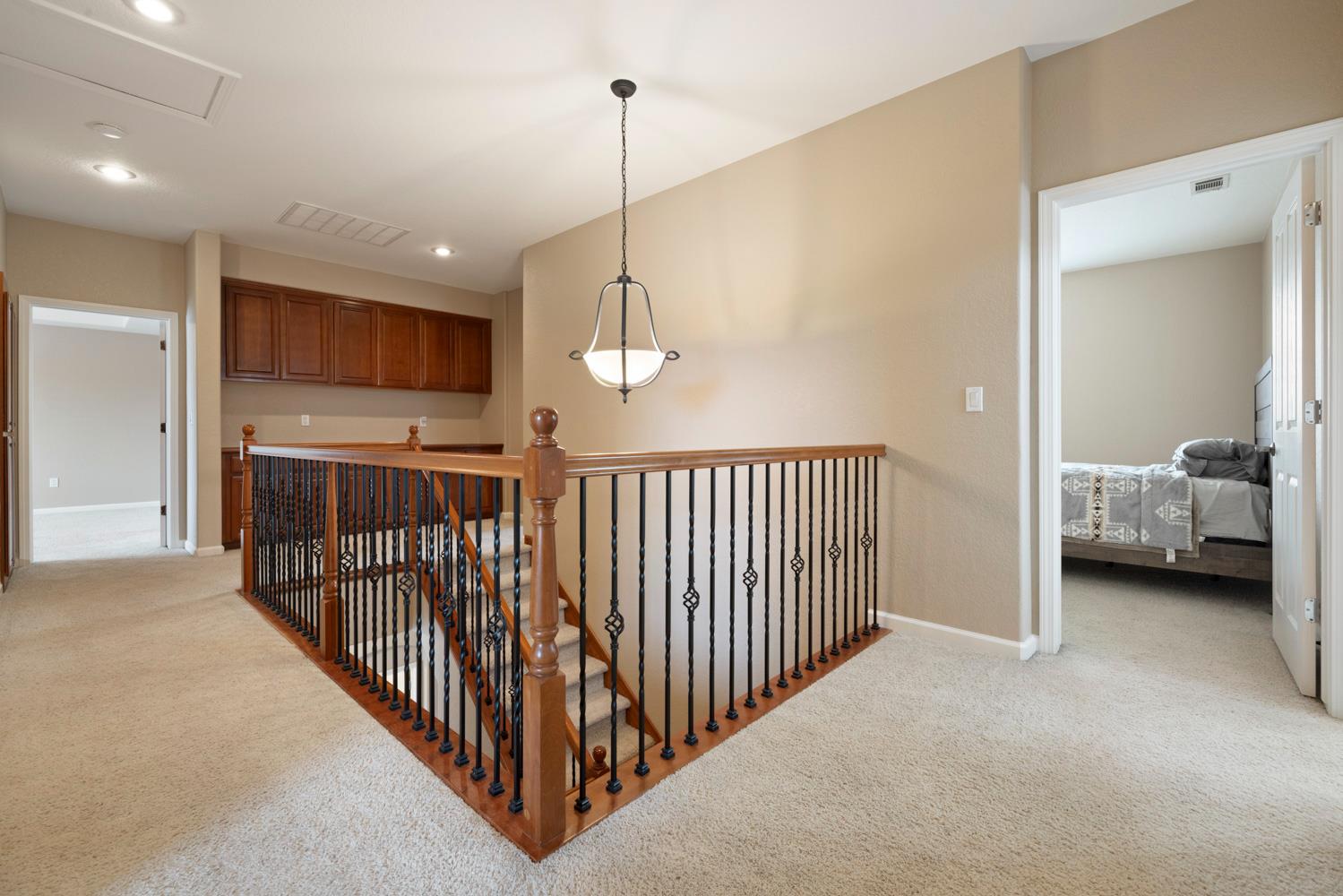 1823 Piedmont Dr, Manteca, CA 95336