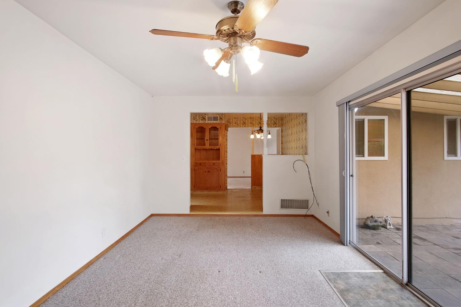 221 Bruce Ct, Modesto, CA 95350