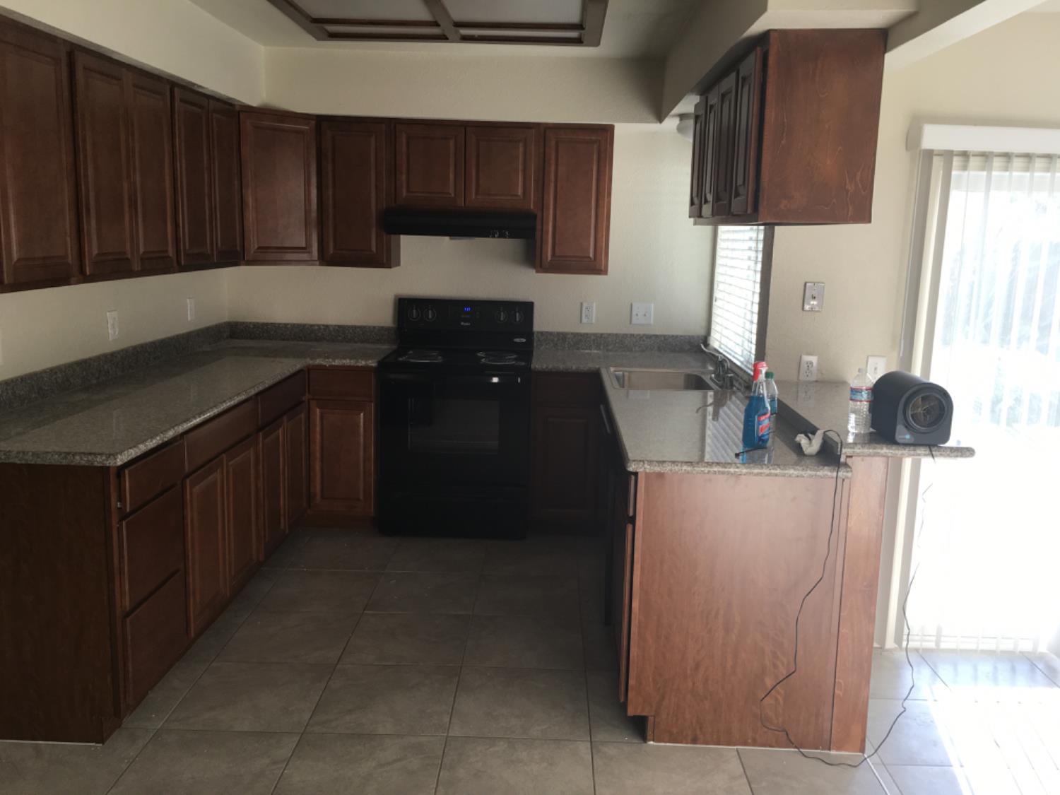 3279 Cherokee Ave, Merced, CA 95340