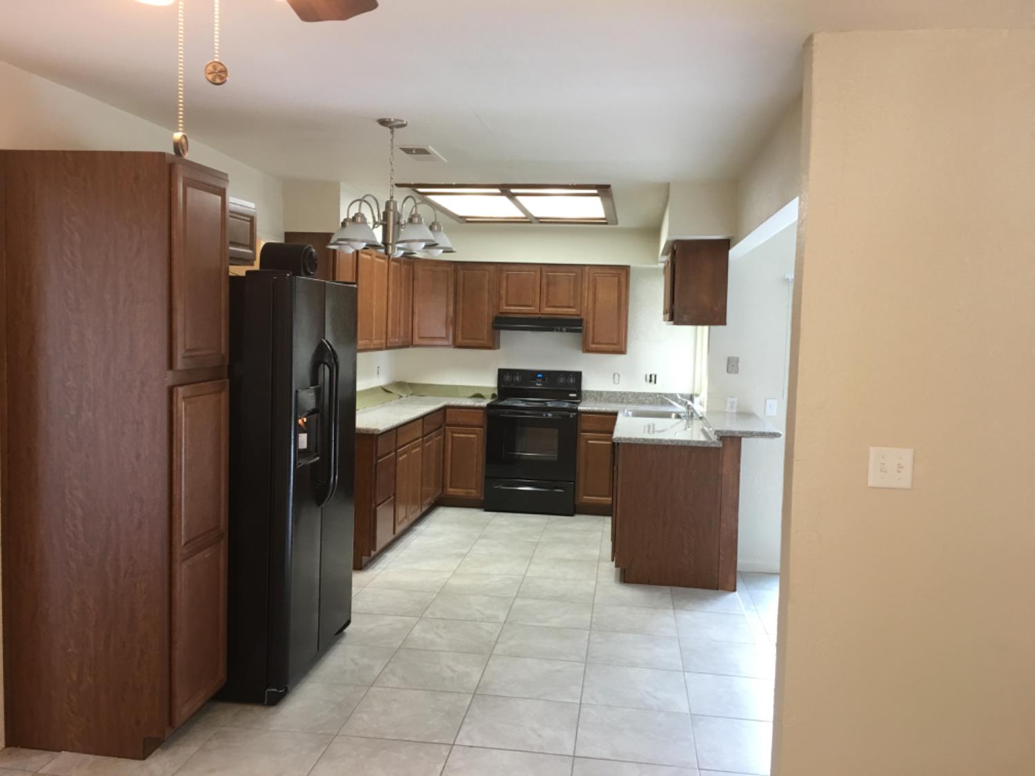 3279 Cherokee Ave, Merced, CA 95340