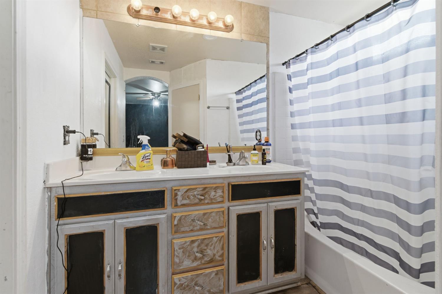 16347 Lancaster St, Delhi, CA 95315