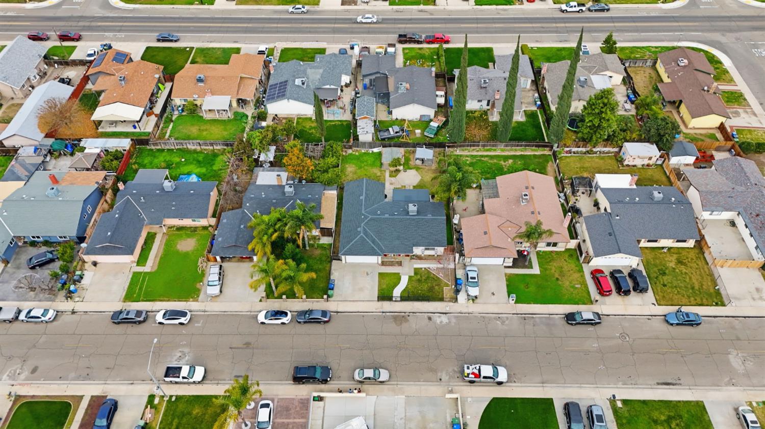 325 Ironwood Dr, Turlock, CA 95380