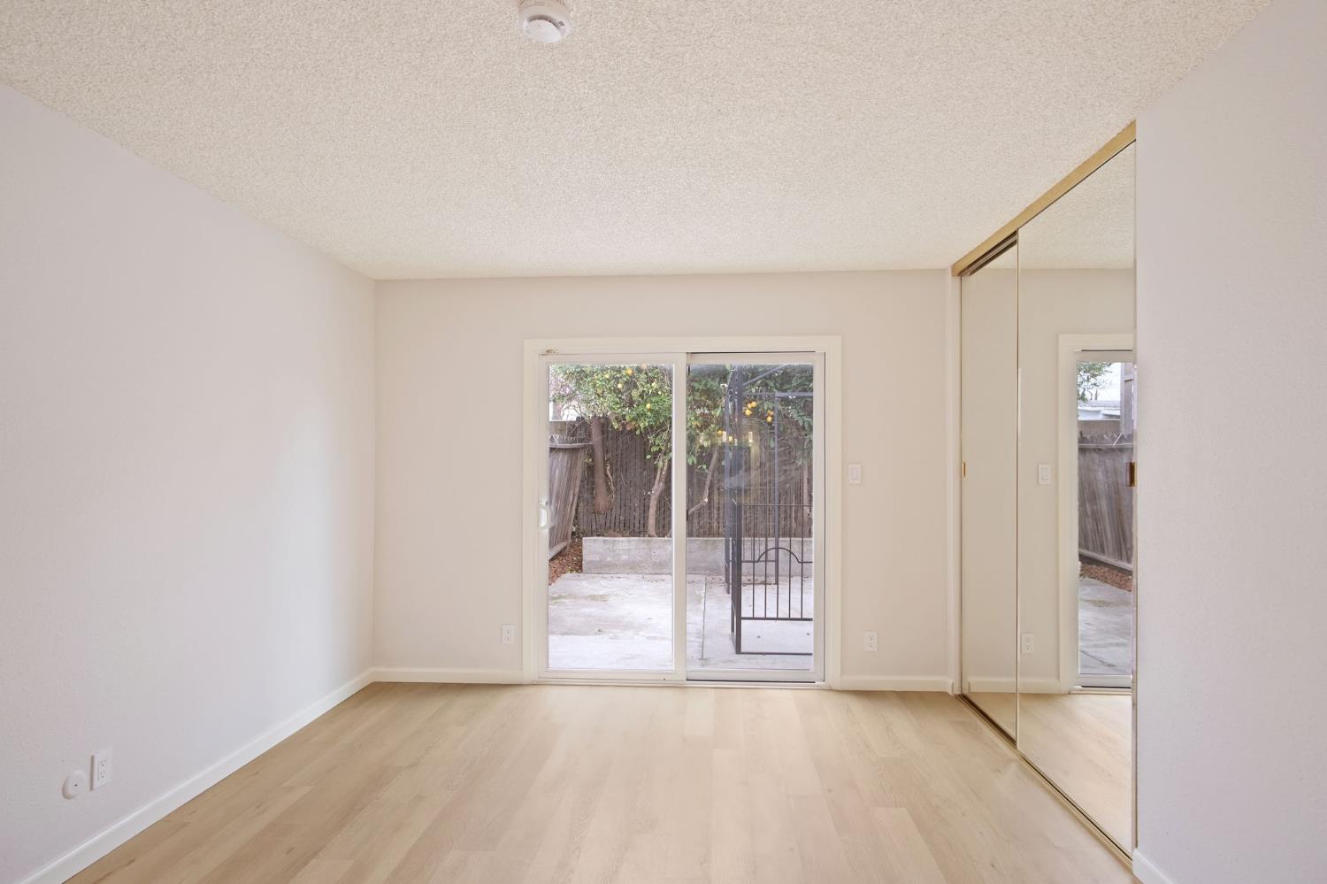 2728 Park Pl, Modesto, CA 95350