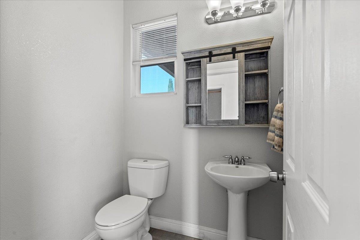 1314 Sutter Creek Ct, Patterson, CA 95363