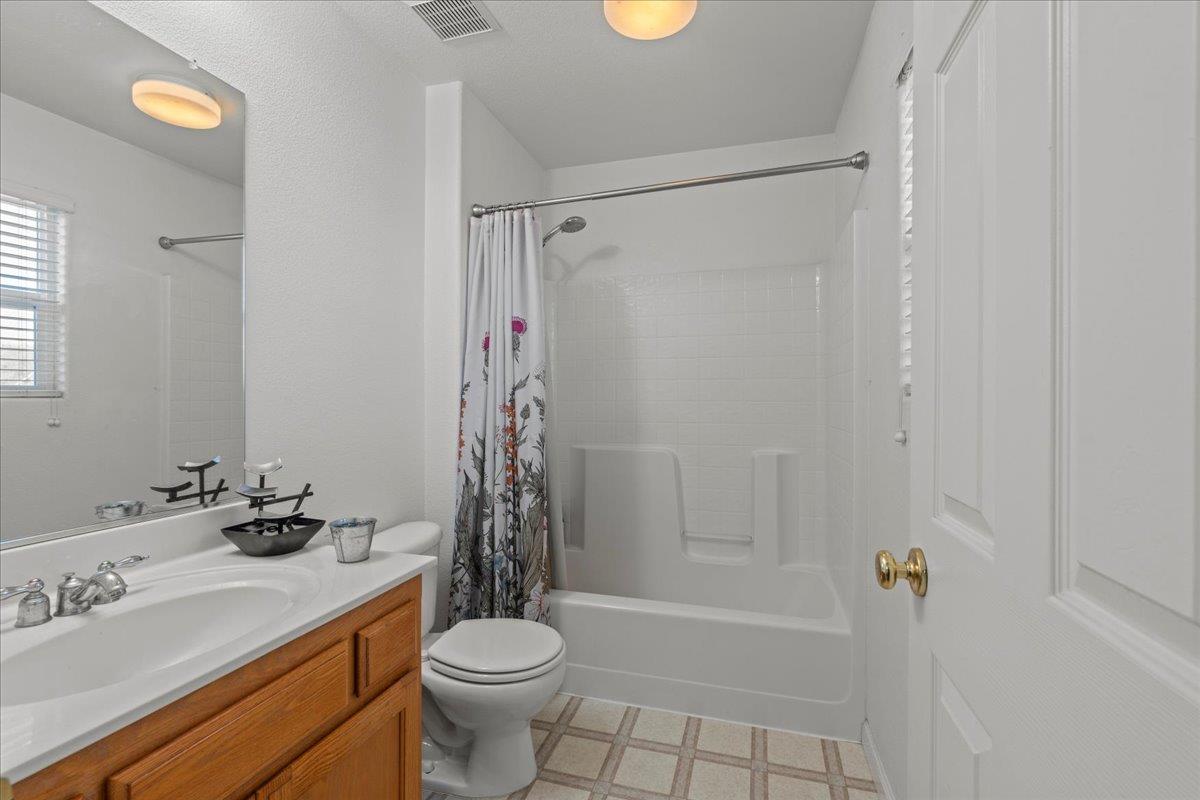 1314 Sutter Creek Ct, Patterson, CA 95363