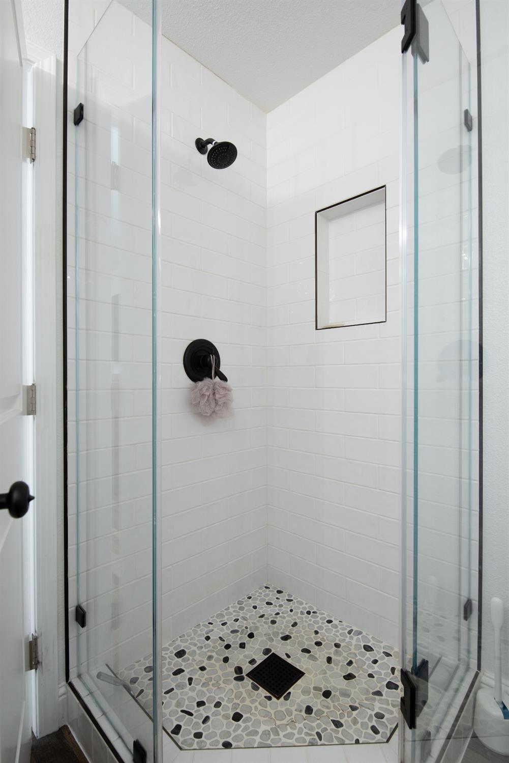 2601 Hobart Way, Modesto, CA 95358