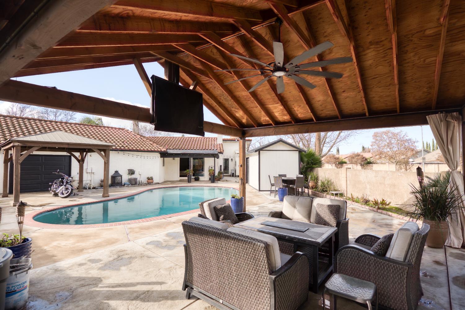 2601 Hobart Way, Modesto, CA 95358