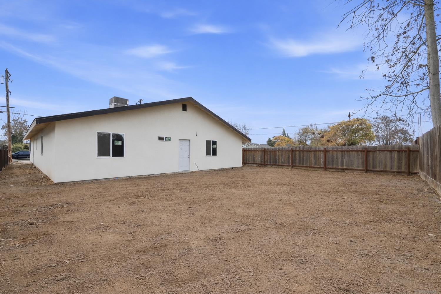 1707 Connie Way, Modesto, CA 95354