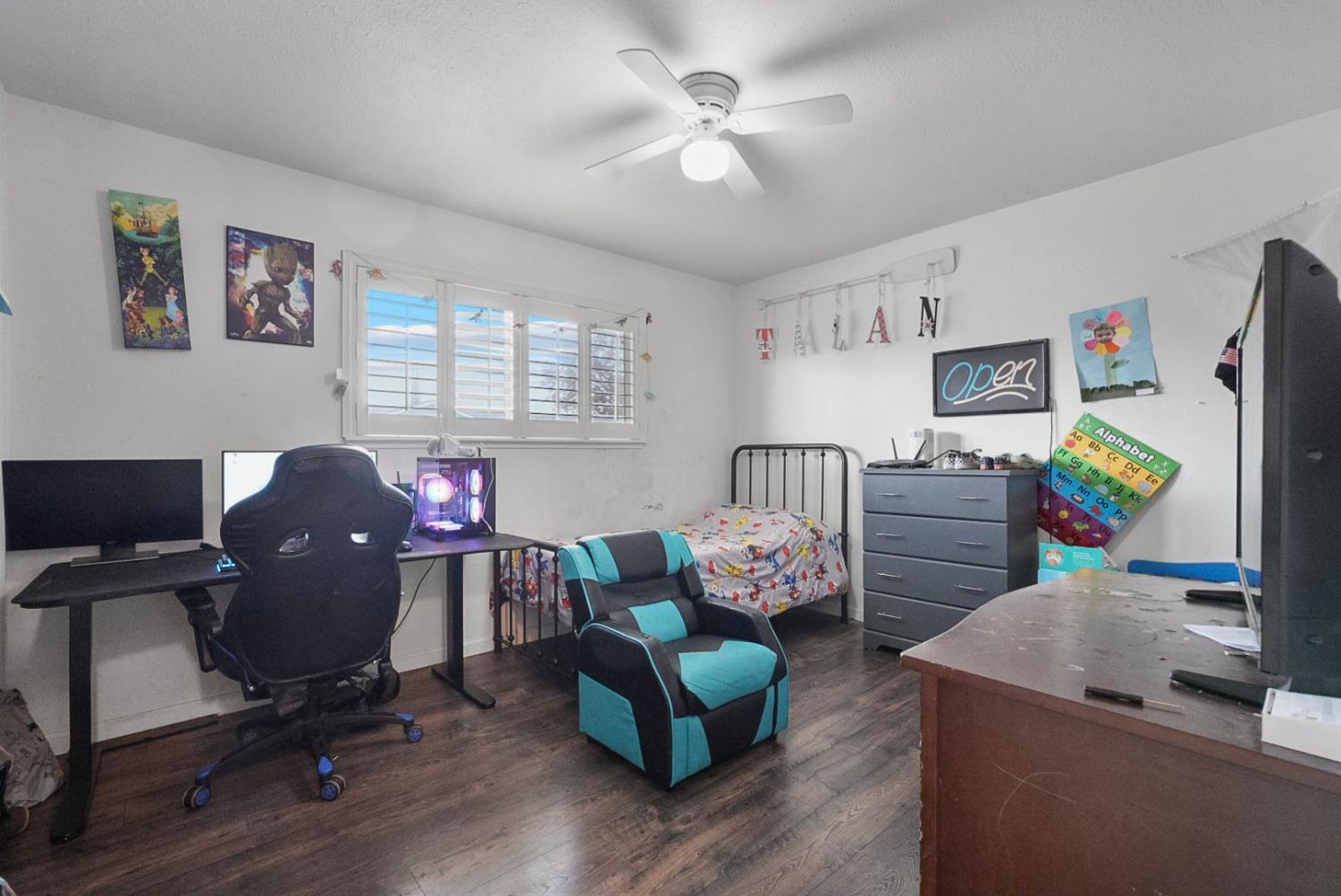 3360 Stanley Ave, Turlock, CA 95382