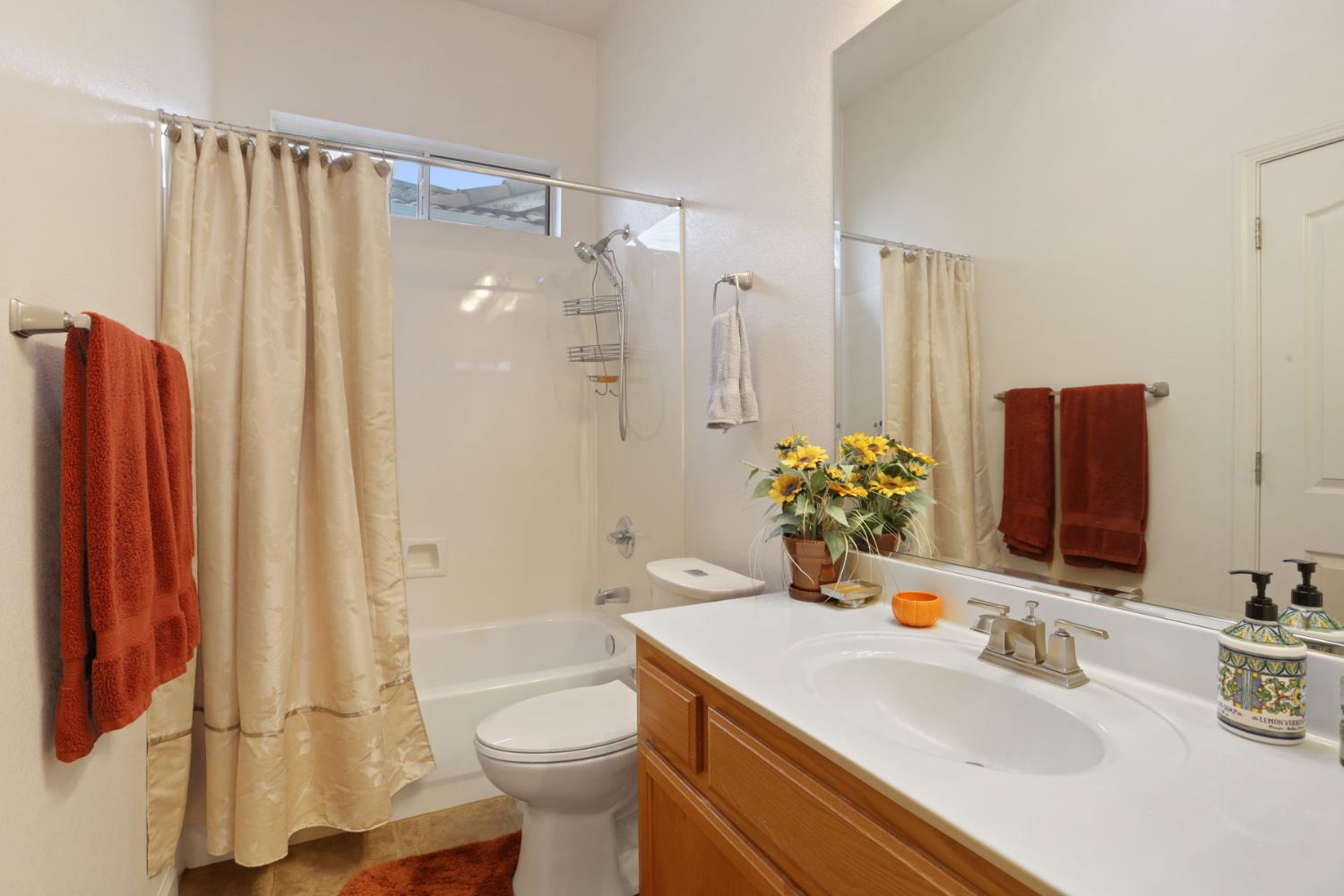 4020 Moss Rock Ct, Modesto, CA 95356