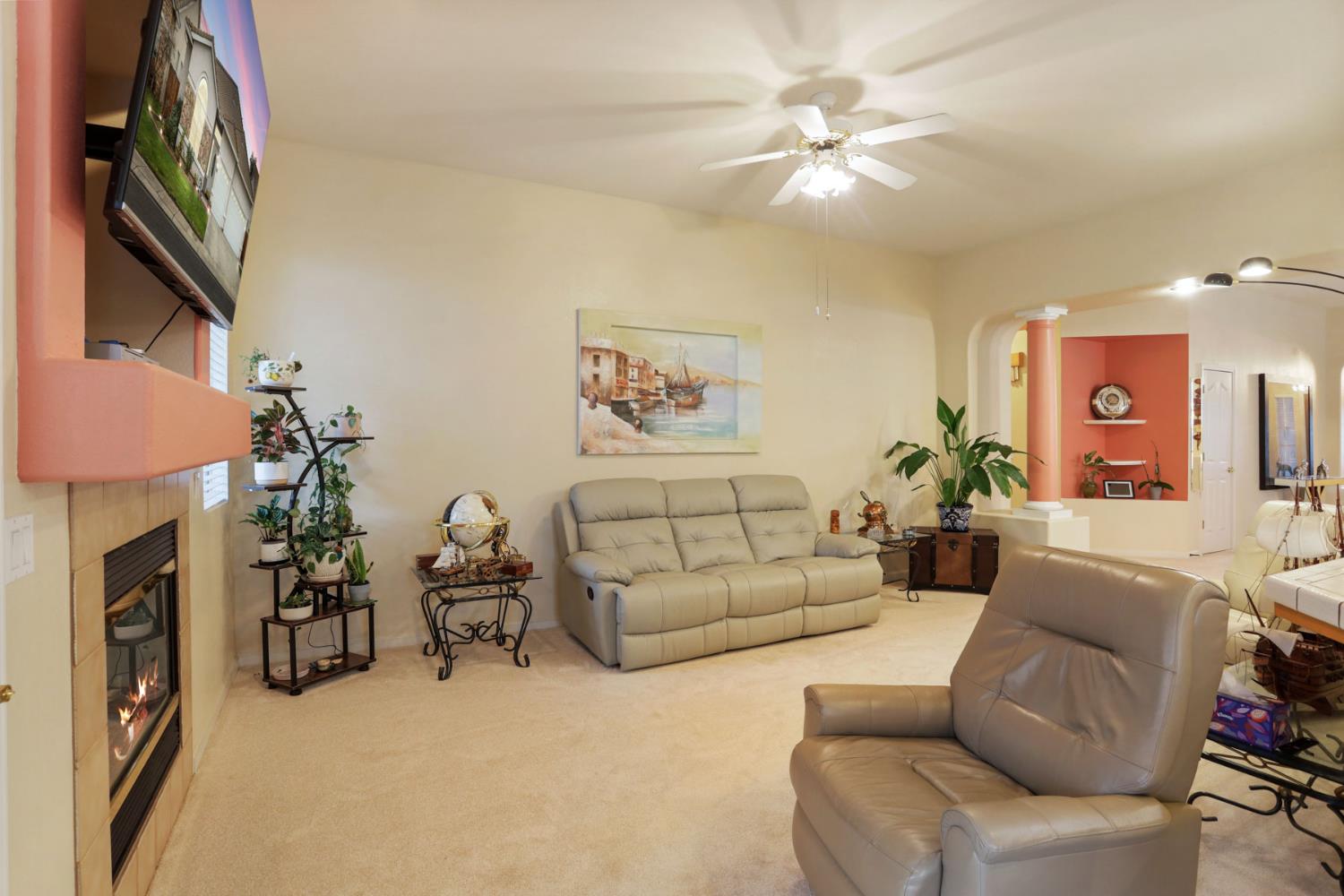 4020 Moss Rock Ct, Modesto, CA 95356