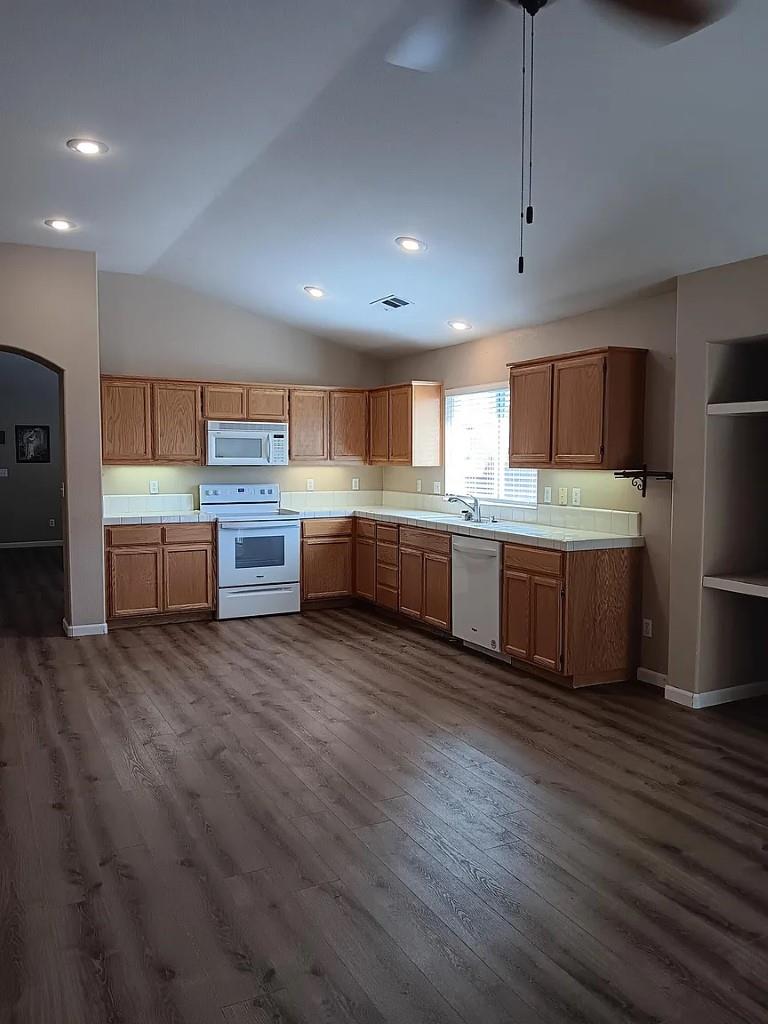 3336 Sleepy Hollow Ln, Modesto, CA 95355