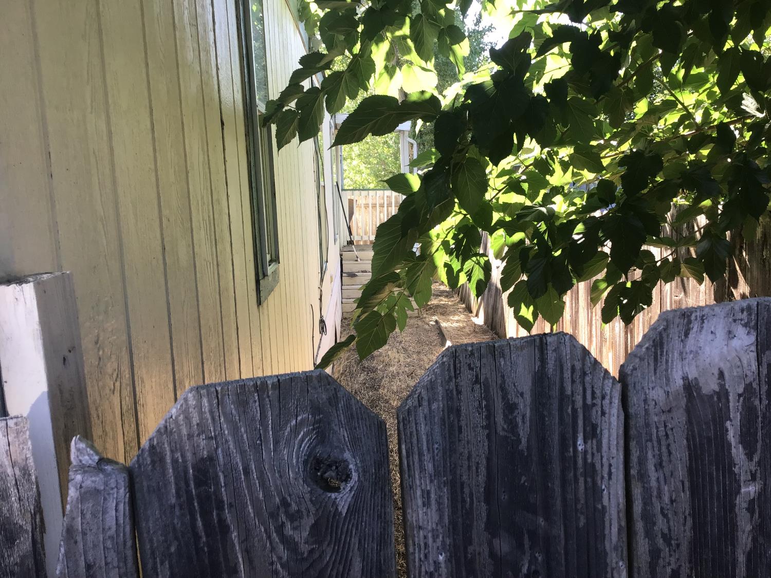 992 Iroquois Cir #8-A, Copperopolis, CA 95228