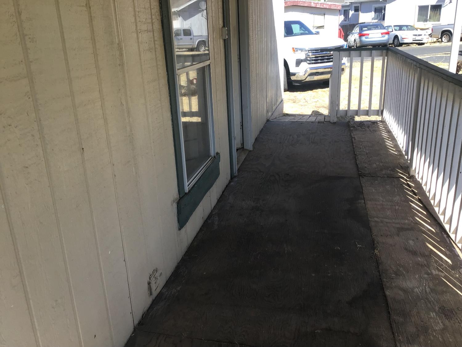 992 Iroquois Cir #8-A, Copperopolis, CA 95228