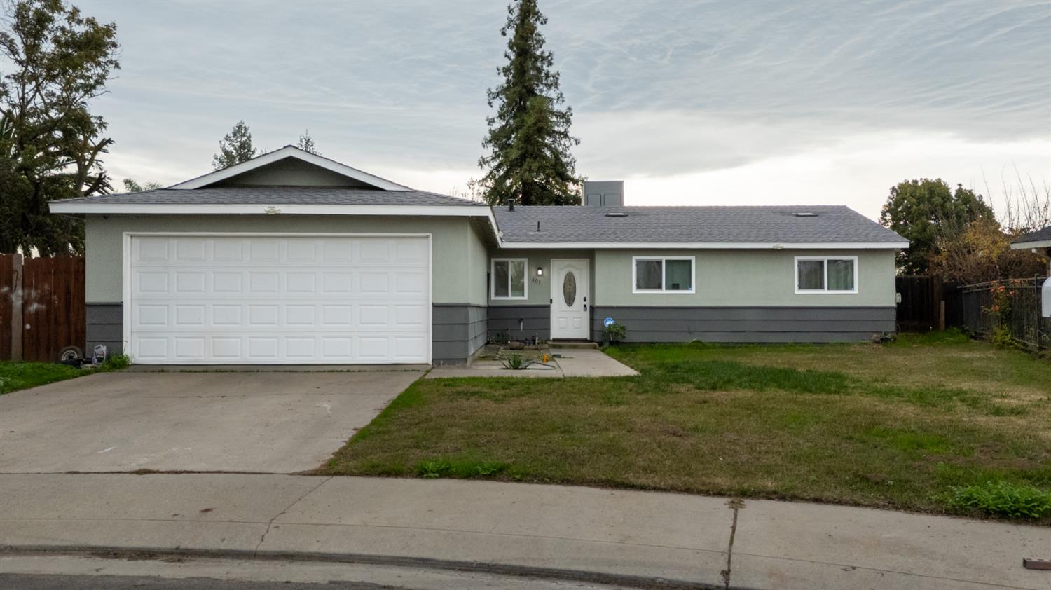 601 summit, Modesto, CA 95357