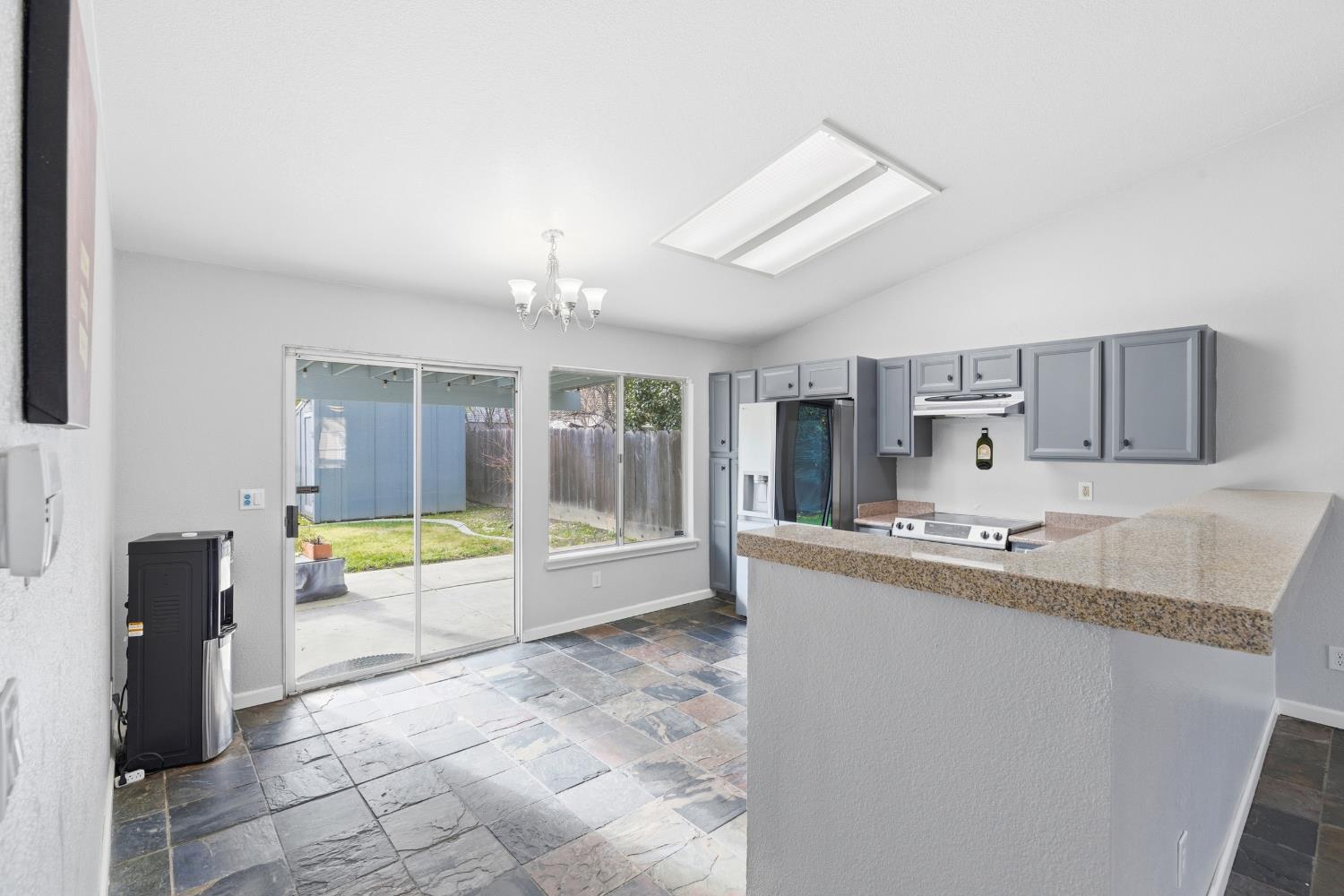 3904 Creedmoor Ave, Modesto, CA 95357