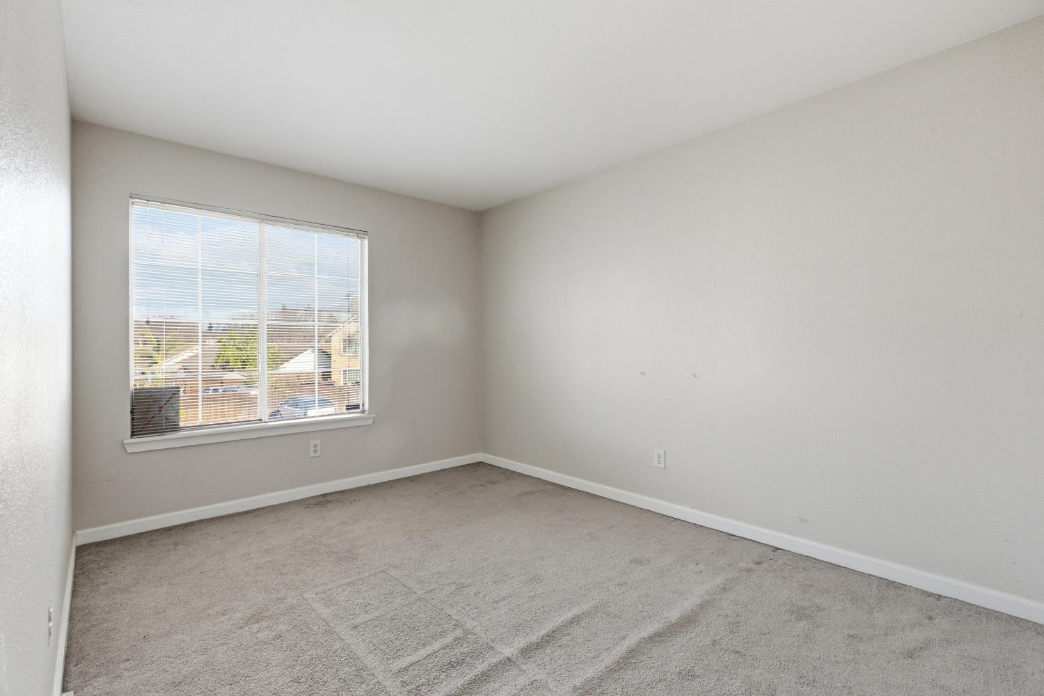 3904 Creedmoor Ave, Modesto, CA 95357