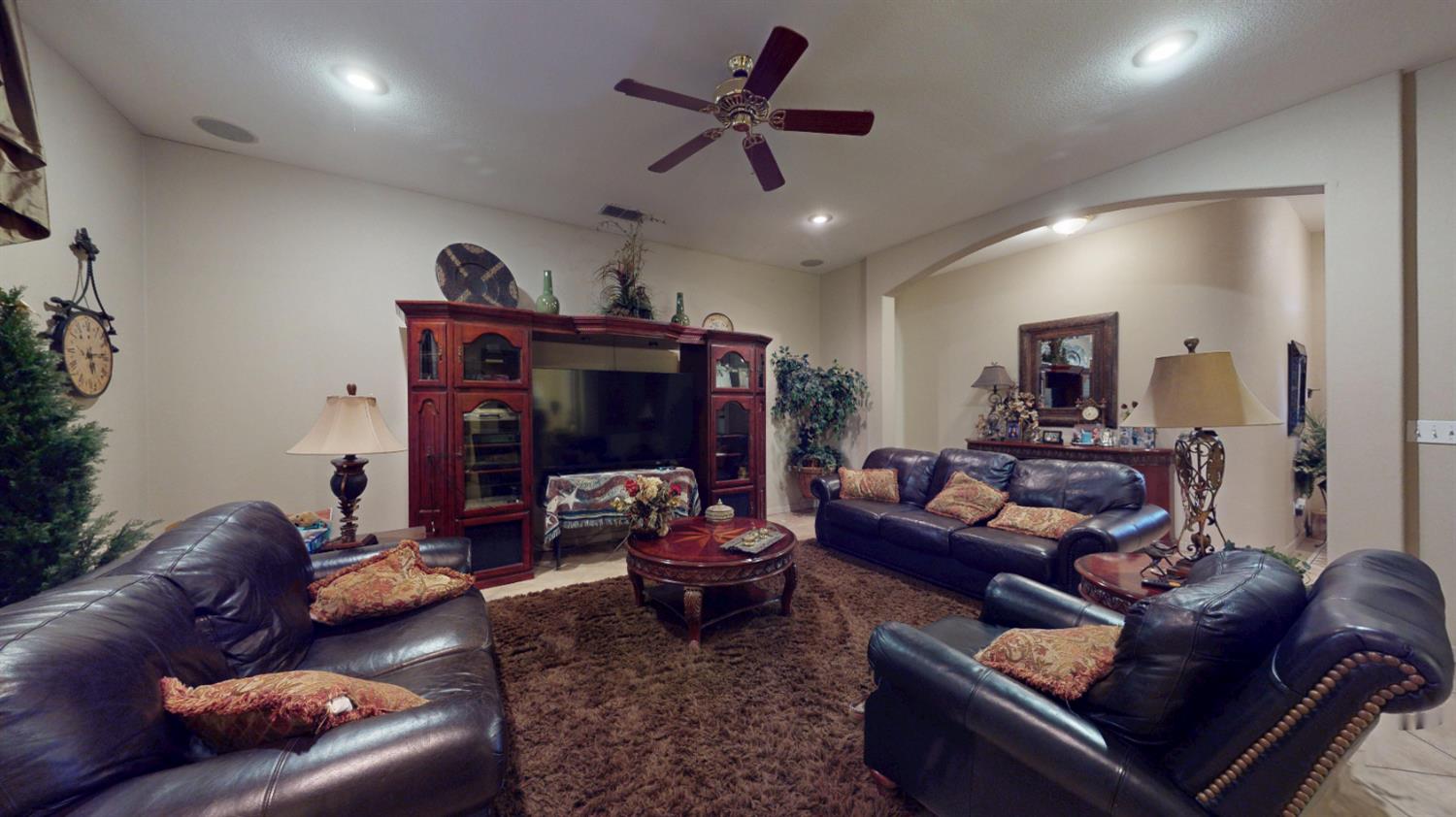 22095 State Highway 120, Escalon, CA 95320