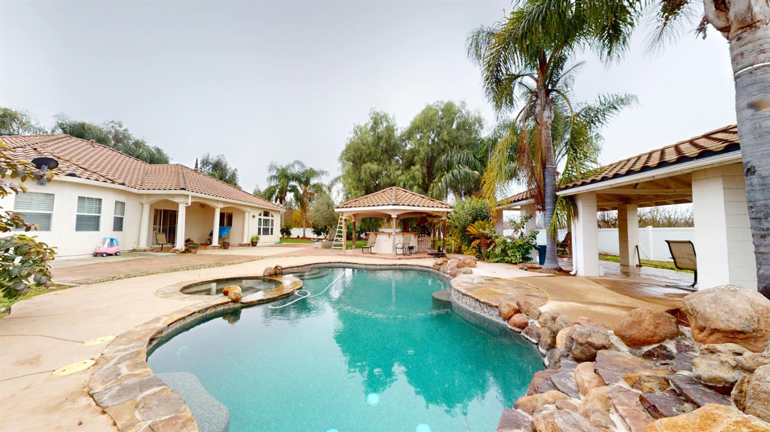 22095 State Highway 120, Escalon, CA 95320