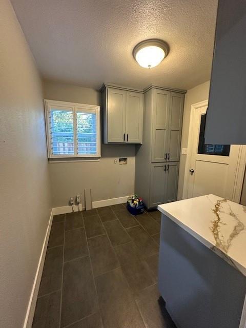 2550 4th Ave, Merced, CA 95340