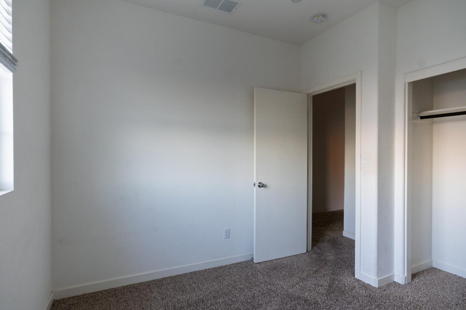 1705 Spadafore St, Los Banos, CA 93635