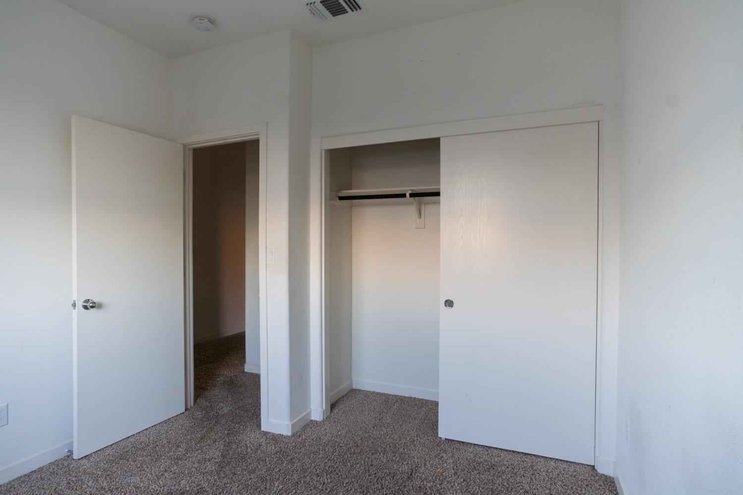 1705 Spadafore St, Los Banos, CA 93635