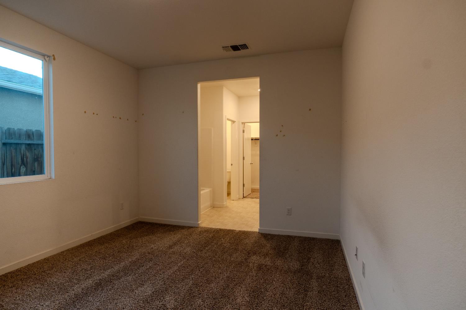 1705 Spadafore St, Los Banos, CA 93635