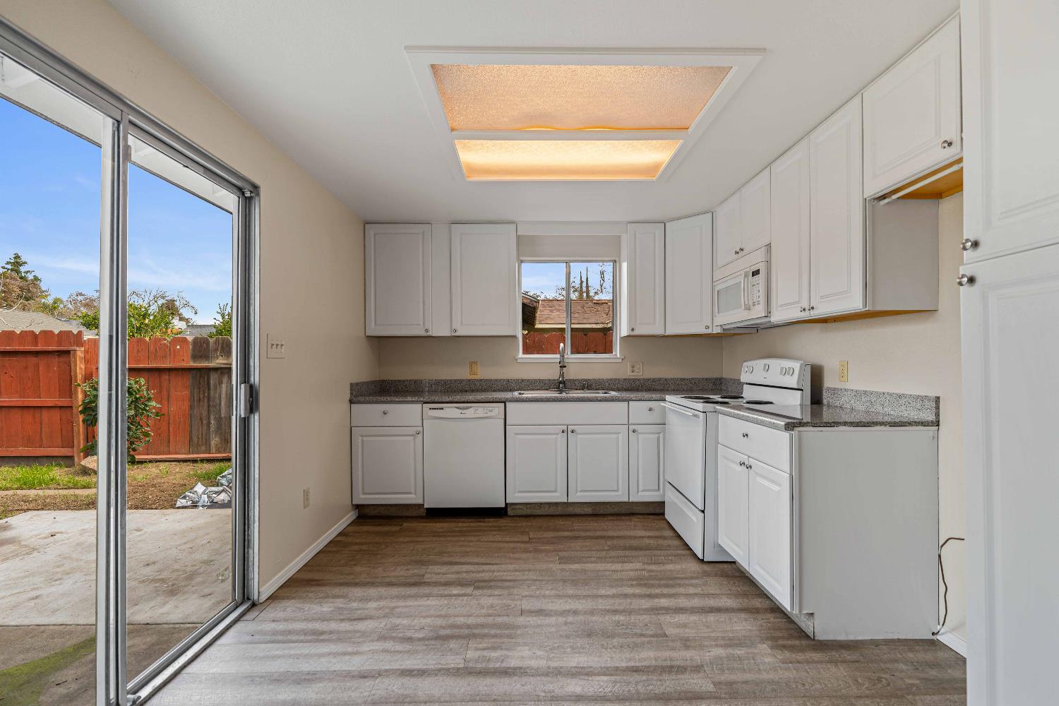 3105 Trudi Way, Modesto, CA 95354