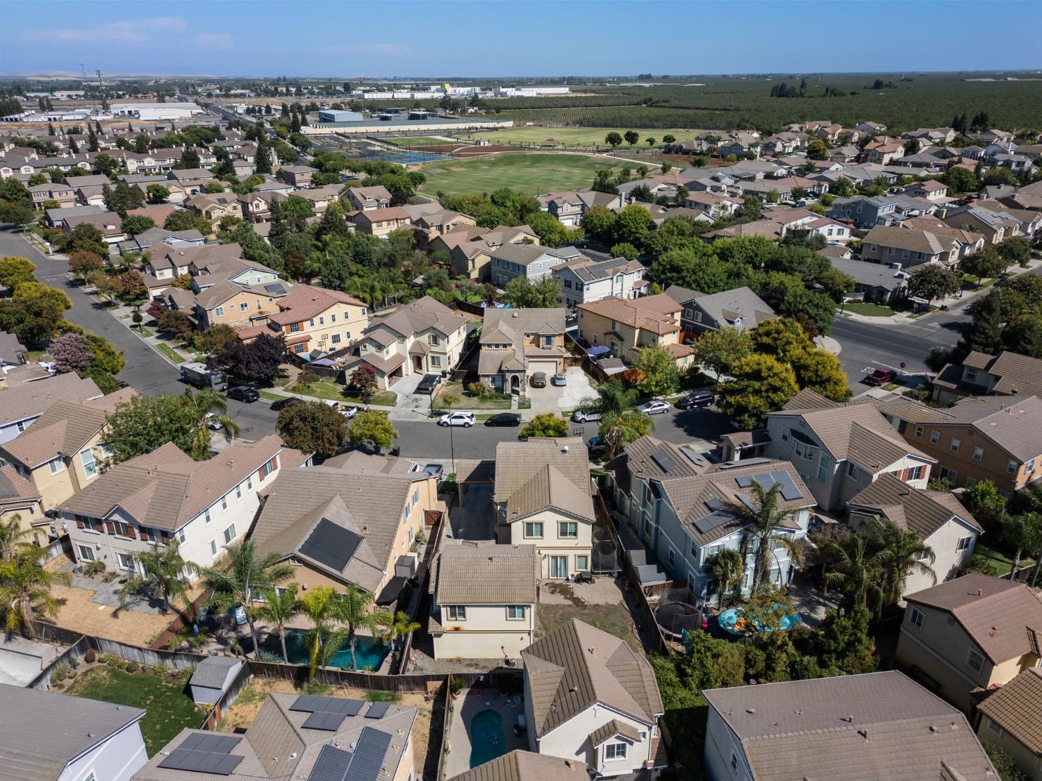 562 Ranger St, Oakdale, CA 95361