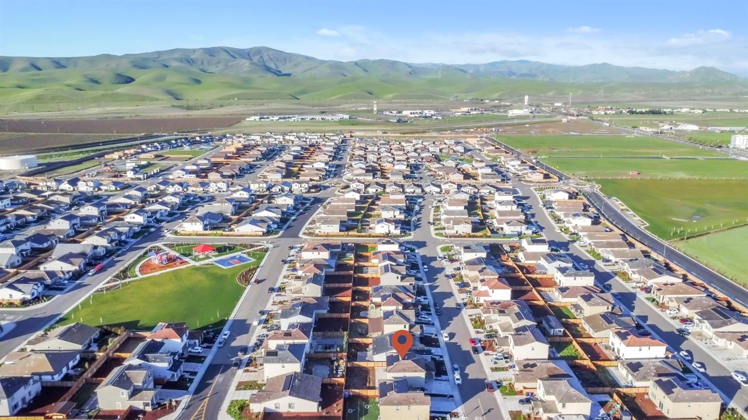 2104 Kimes Ranch Rd, Patterson, CA 95363