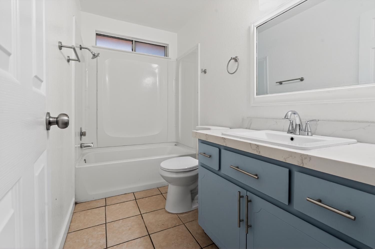 2016 Nimrood Dr, Ceres, CA 95307