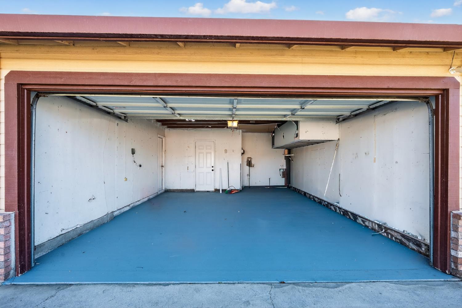 2016 Nimrood Dr, Ceres, CA 95307