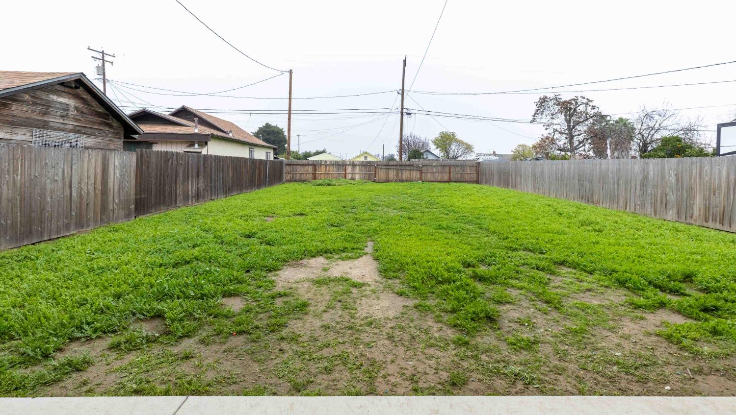 928 Alamo Ave, Modesto, CA 95351