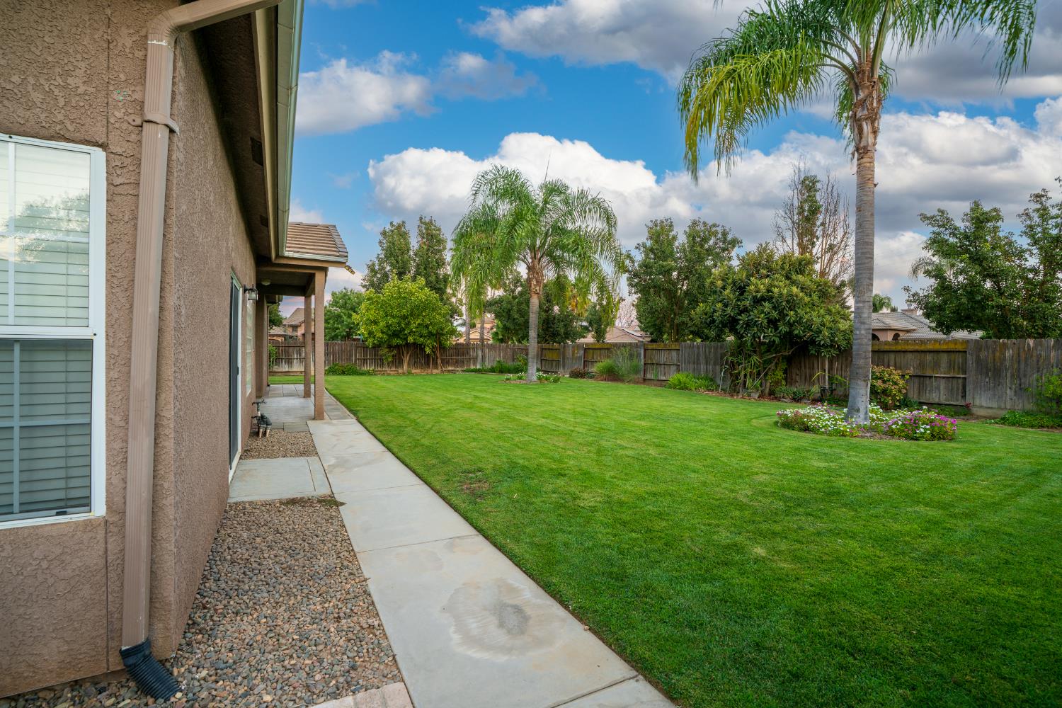 4115 Bella Vista St, Chowchilla, CA 93610