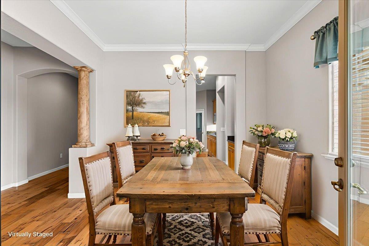 426 Treecrest Cir, Oakdale, CA 95361