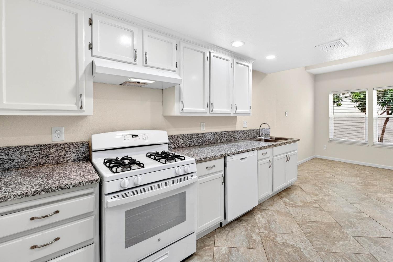 1316 Gargotto Ct, Modesto, CA 95355