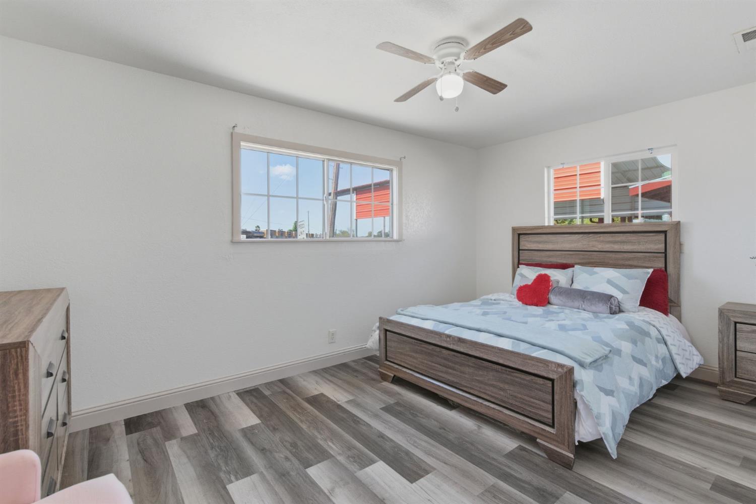 7140 Jones Rd, Winton, CA 95388