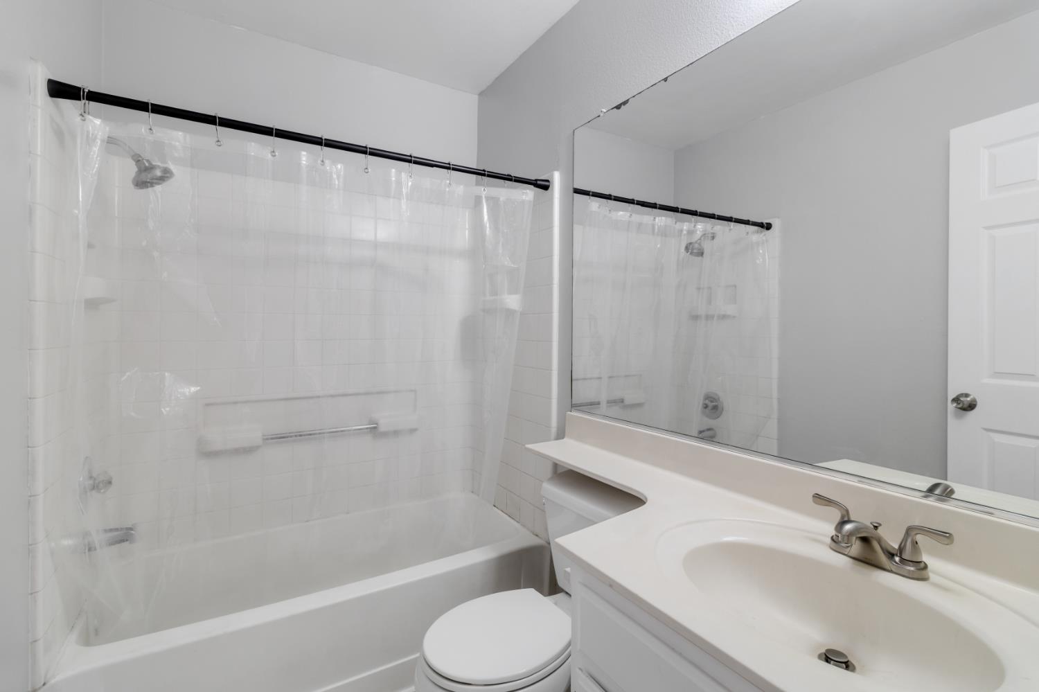 3904 Gatesville Ave, Modesto, CA 95357