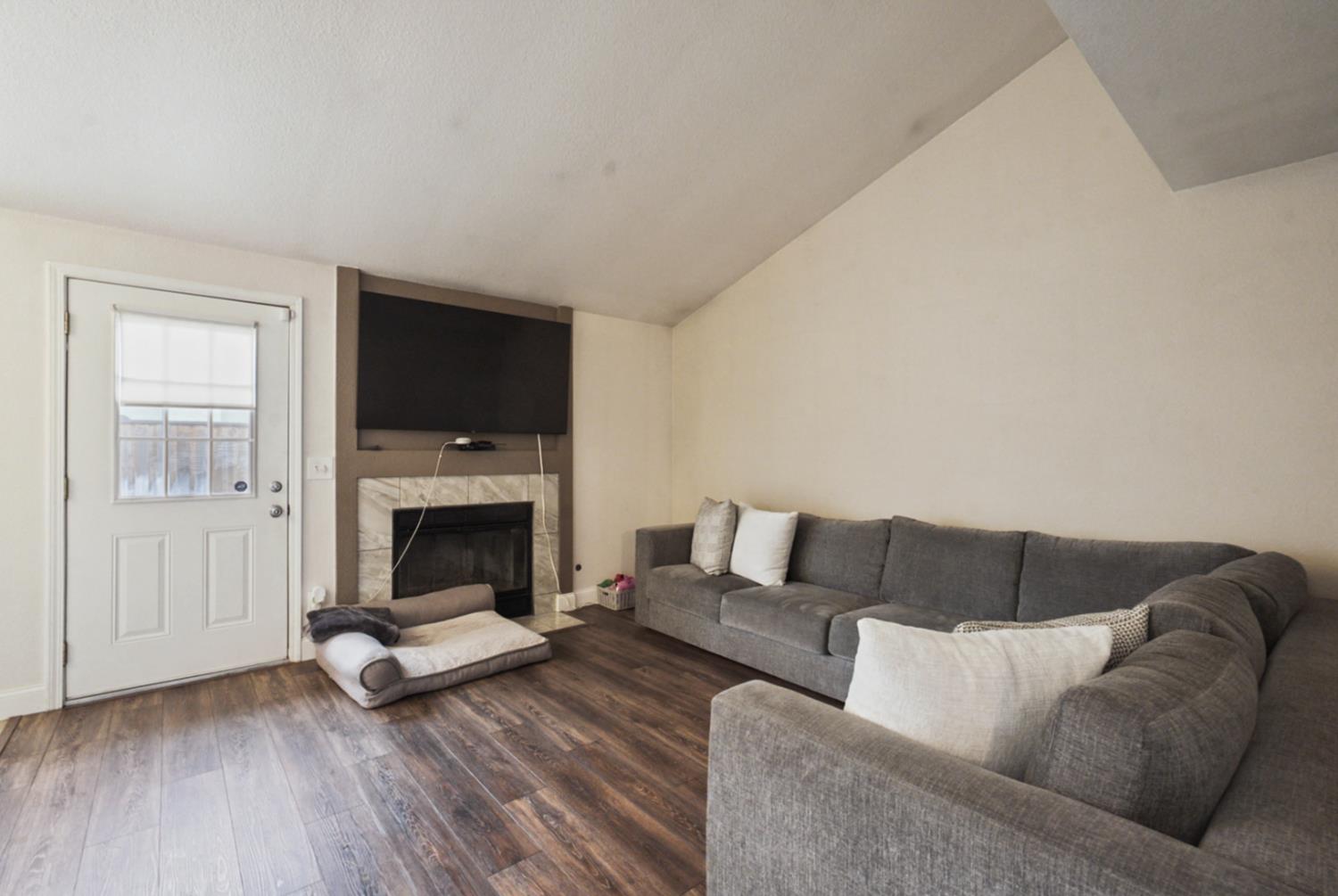 449 D Arpino Ct, Patterson, CA 95363