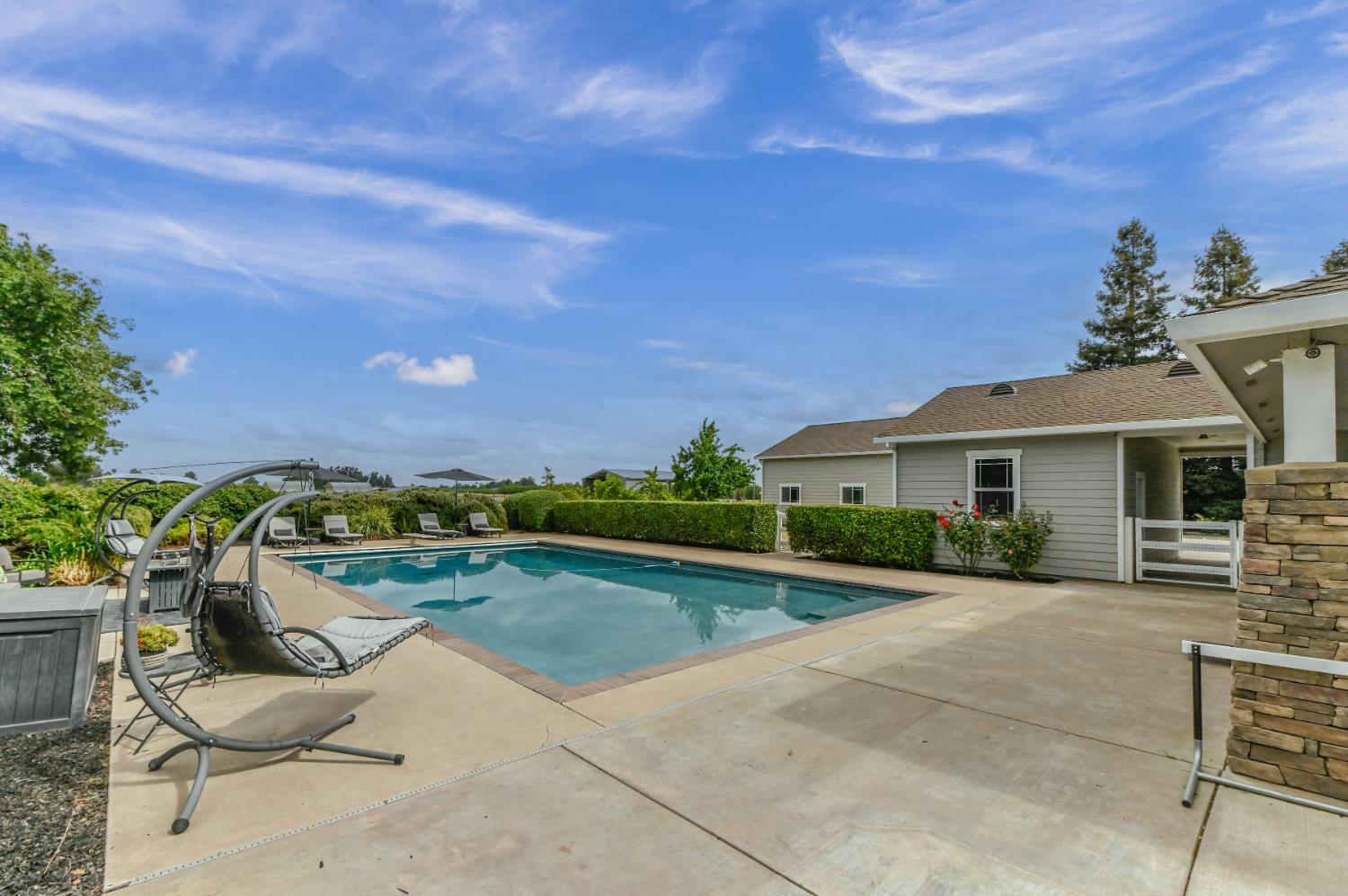 11038 Victory Ave, Oakdale, CA 95361