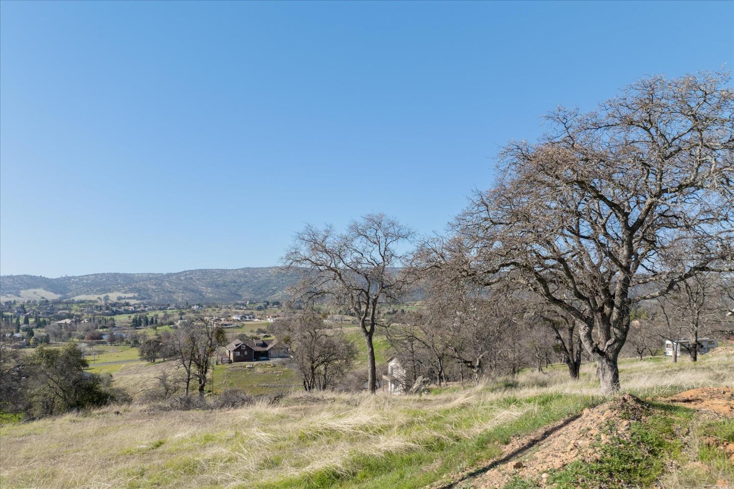 2644 Arrowhead St, Copperopolis, CA 95228