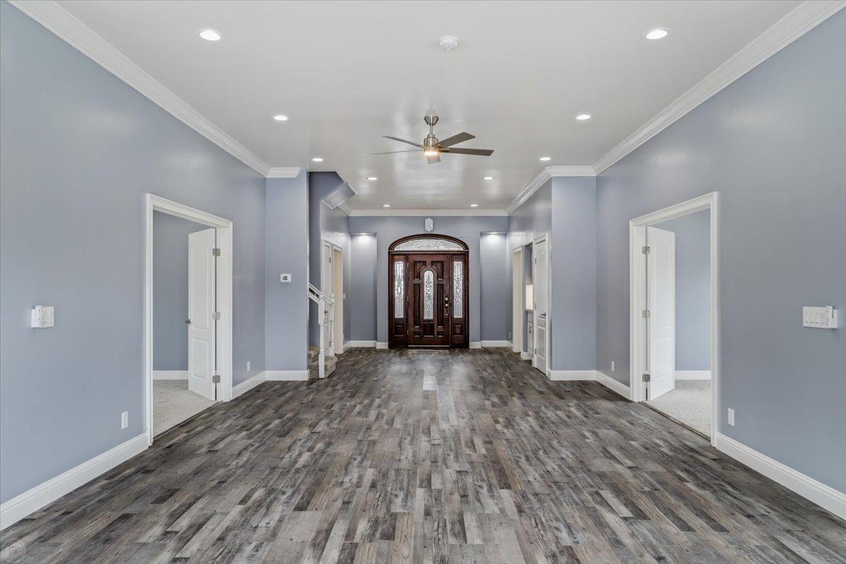 1046 Shoreline Dr, Copperopolis, CA 95228